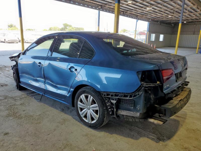 Photo 2 from auction – 2017 VOLKSWAGEN JETTA S with VIN 3VW2B7AJ5HM386942