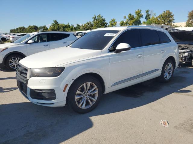 AUDI Q7 PREMIUM PLUS 2017 with VIN WA1LAAF75HD000790 - Photo from auction