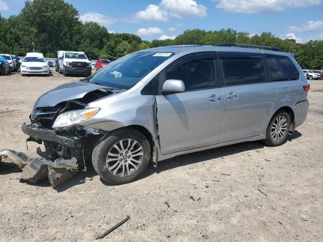 TOYOTA SIENNA XLE 2018 with VIN 5TDYZ3DC6JS940784 - Photo from auction