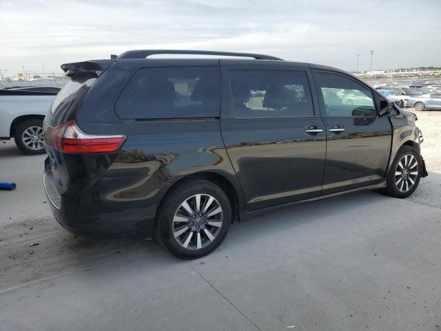 Photo 3 from auction – 2018 TOYOTA SIENNA XLE with VIN 5TDDZ3DC9JS206770