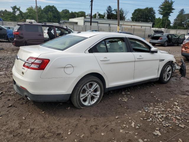 Photo 3 from auction – 2015 FORD TAURUS SEL with VIN 1FAHP2E84FG174085