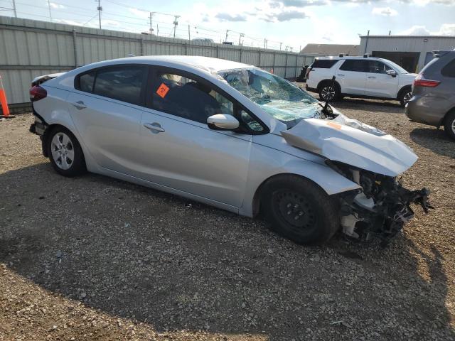 Photo 4 from auction – 2017 KIA FORTE LX with VIN 3KPFK4A74HE089498