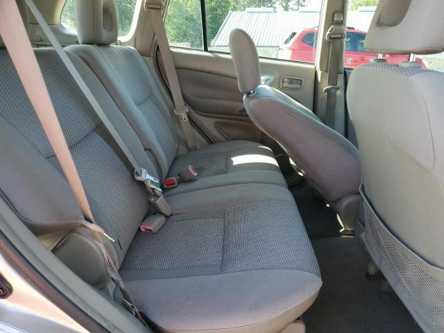 Photo 11 from auction – 2004 TOYOTA RAV4 with VIN JTEGD20V340023784