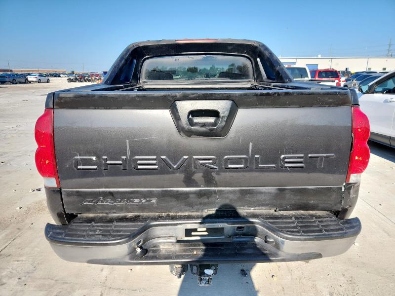 Photo 6 from auction – 2004 CHEVROLET AVALANCHE with VIN 3GNEC12T24G108770