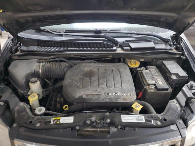 Photo 12 from auction – 2015 CHRYSLER TOWN & COU with VIN 2C4RC1CG3FR514243