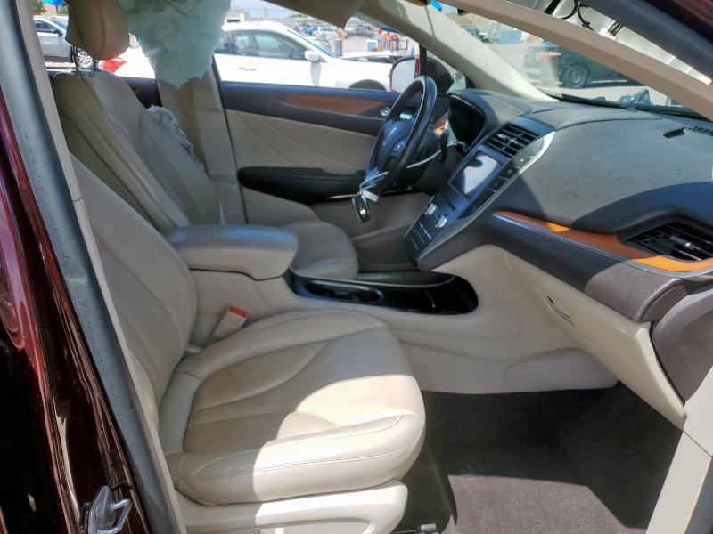 Photo 7 from auction – 2019 LINCOLN MKC with VIN 5LMCJ2C97KUL13485