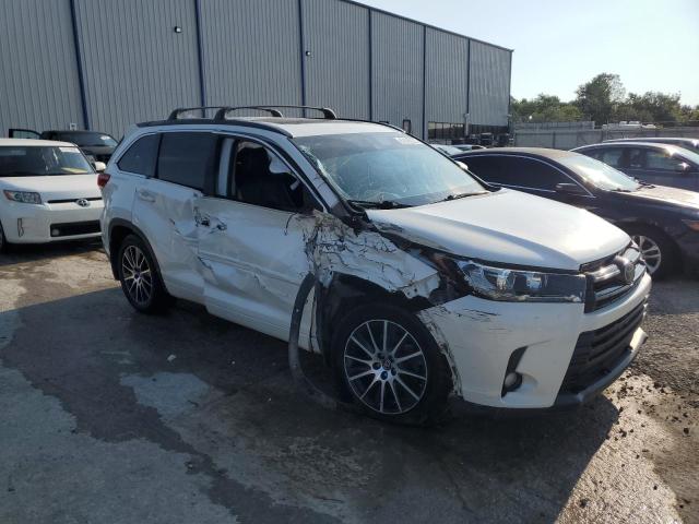 صورة رقم 4 من المزاد - 2018 TOYOTA HIGHLANDER مع VIN 5TDJZRFH6JS537465