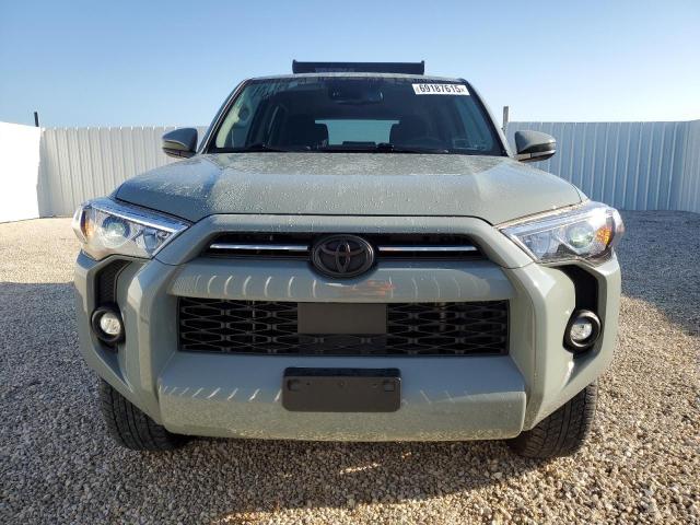 Photo 5 from auction – 2022 TOYOTA 4RUNNER TR with VIN JTETU5JRXN6050318