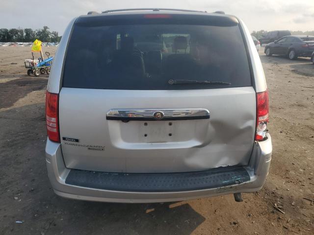 Photo 6 from auction – 2008 CHRYSLER TOWN & COU with VIN 2A8HR54P28R646132