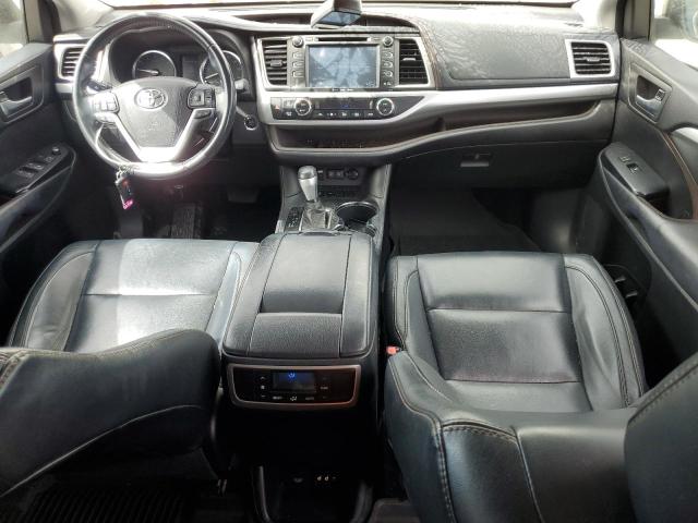Photo 8 from auction – 2017 TOYOTA HIGHLANDER SE with VIN 5TDKZRFH4HS198686