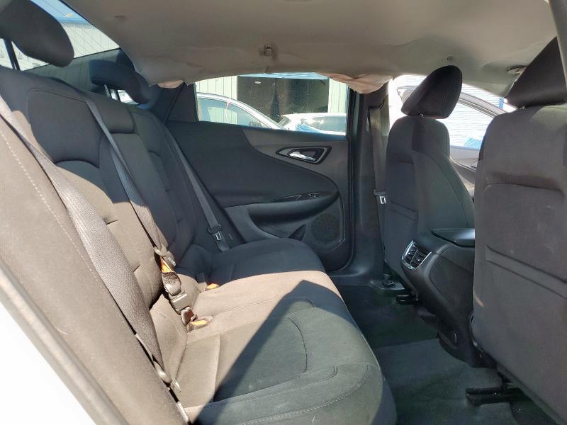 Photo 10 from auction – 2017 CHEVROLET MALIBU LT with VIN 1G1ZE5ST9HF246950