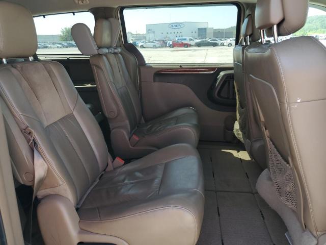 Photo 11 from auction – 2016 CHRYSLER TOWN & COU with VIN 2C4RC1GG9GR200480