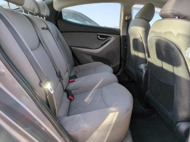 Photo 10 from auction – 2012 HYUNDAI ELANTRA GL with VIN 5NPDH4AE1CH138326