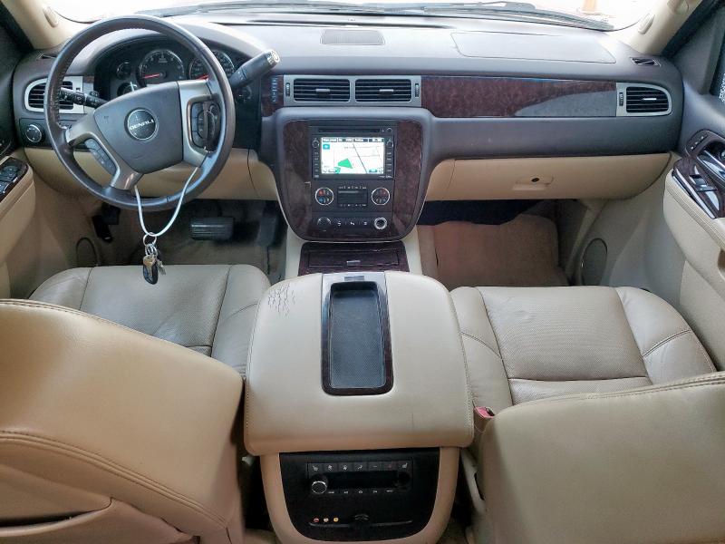 Photo 8 from auction – 2011 GMC YUKON DENA with VIN 1GKS1EEF2BR255817