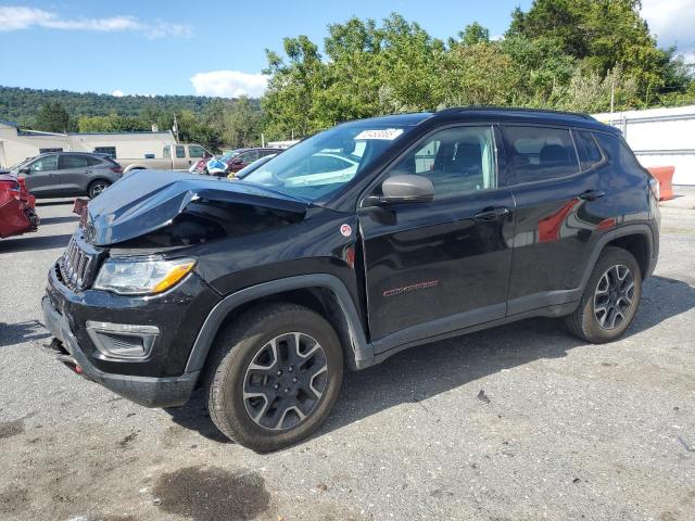 JEEP COMPASS 2019 with VIN 3C4NJDDB6KT688310 - Photo from auction