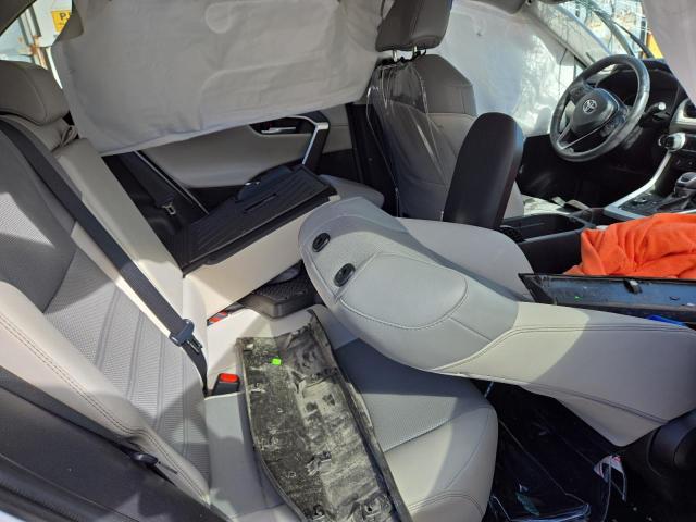 Photo 11 from auction – 2021 TOYOTA RAV4 LIMIT with VIN 2T3D1RFV7MW209047