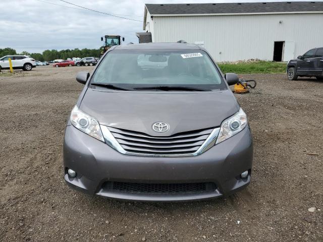 Photo 5 from auction – 2016 TOYOTA SIENNA XLE with VIN 5TDDK3DC7GS137817