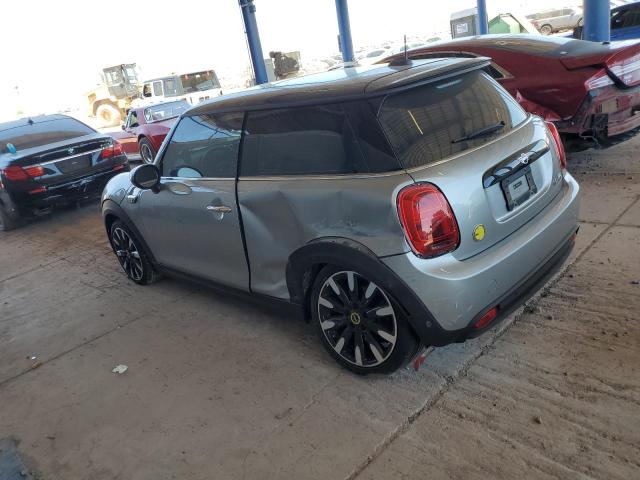 Photo 2 from auction – 2024 MINI COOPER SE with VIN WMW13DJ01R2V85624