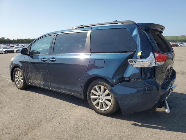 Photo 2 from auction – 2011 TOYOTA SIENNA XLE with VIN 5TDYK3DC3BS041547