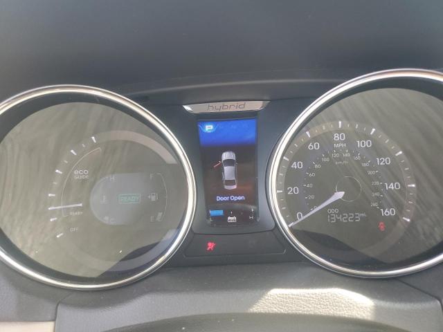 Photo 9 from auction – 2012 HYUNDAI SONATA HYBRID with VIN KMHEC4A40CA033614