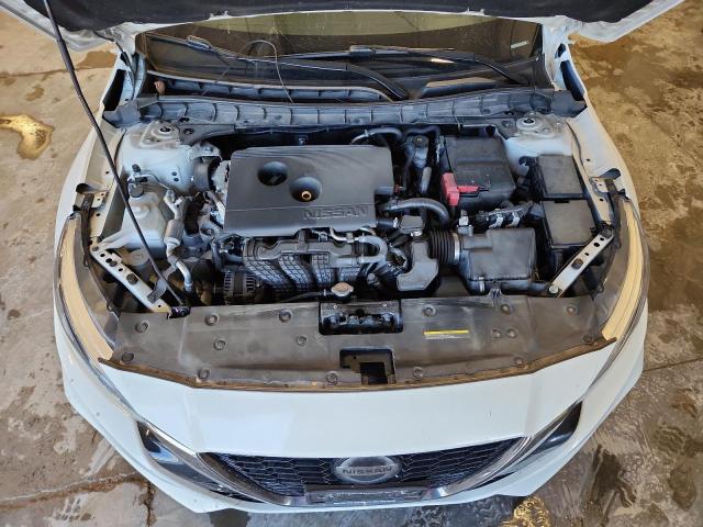 Photo 11 from auction – 2019 NISSAN ALTIMA SR with VIN 1N4BL4CW1KN318129
