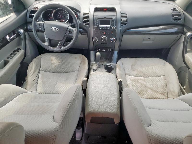Photo 8 from auction – 2011 KIA SORENTO BA with VIN 5XYKT3A17BG169227