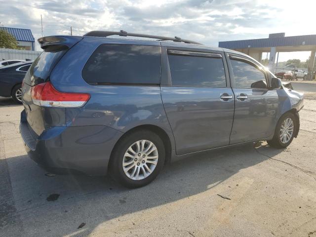 Photo 3 from auction – 2014 TOYOTA SIENNA XLE with VIN 5TDYK3DC5ES464246