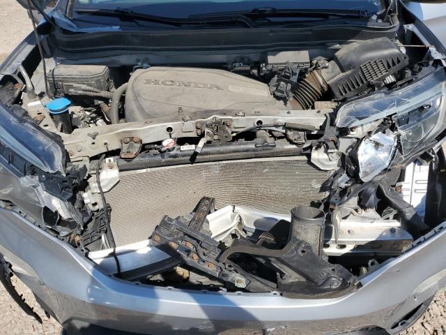 Photo 12 from auction – 2017 HONDA PILOT TOURING with VIN 5FNYF6H92HB030802