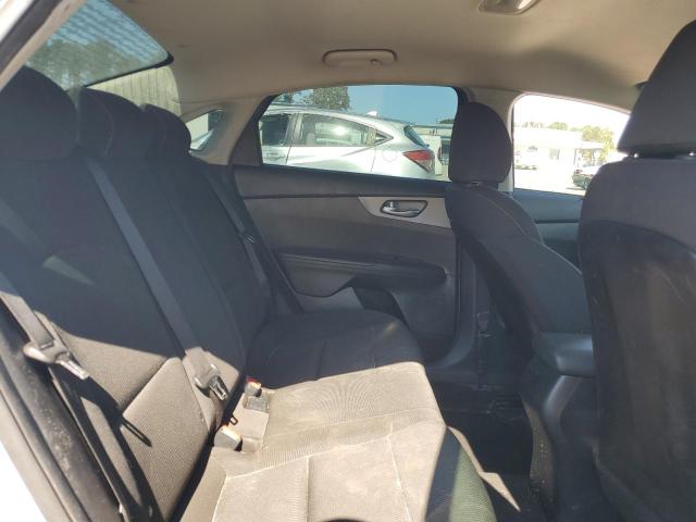 Photo 10 from auction – 2019 KIA FORTE FE with VIN 3KPF24AD5KE072061