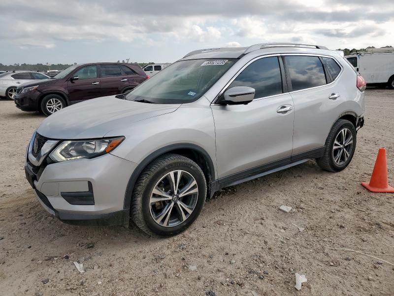 NISSAN ROGUE S 2019 with VIN 5N1AT2MT9KC770870 - Photo from auction