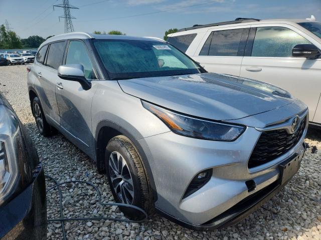 Photo 4 from auction – 2023 TOYOTA HIGHLANDER L with VIN 5TDKDRBH5PS505382
