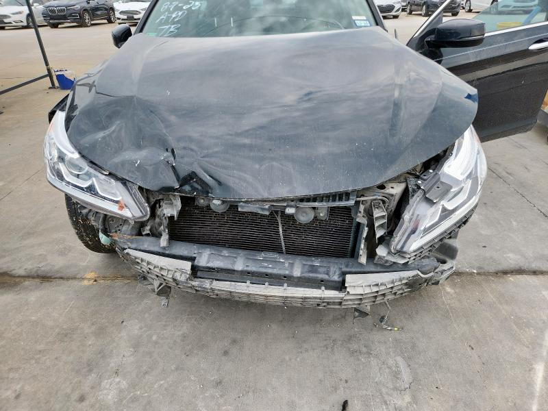 Photo 11 from auction – 2016 HONDA ACCORD with VIN 1HGCR2F73GA064025