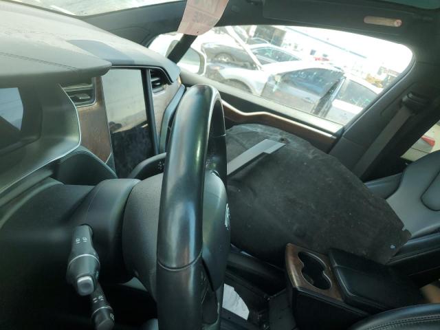Photo 9 from auction – 2020 TESLA MODEL X with VIN 5YJXCDE29LF301783