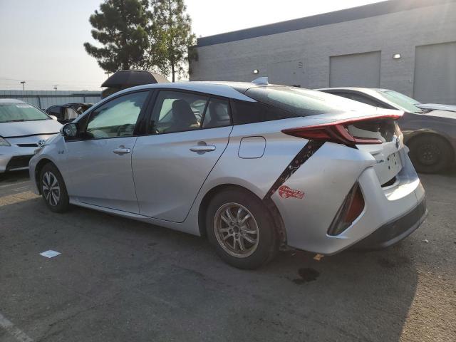 Photo 2 from auction – 2017 TOYOTA PRIUS PRIM with VIN JTDKARFP7H3067008