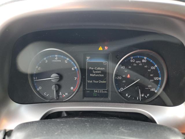 Photo 9 from auction – 2018 TOYOTA RAV4 LE with VIN JTMBFREV7JJ200644