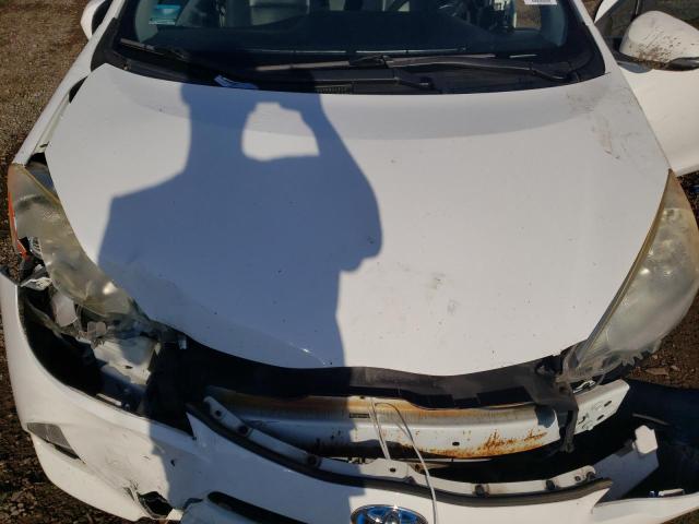Photo 11 from auction – 2012 TOYOTA PRIUS C with VIN JTDKDTB35C1506413