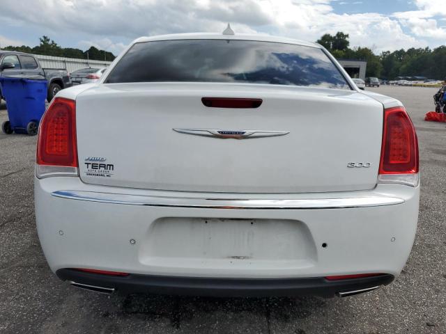 Photo 6 from auction – 2018 CHRYSLER 300 LIMITE with VIN 2C3CCAKG0JH302281
