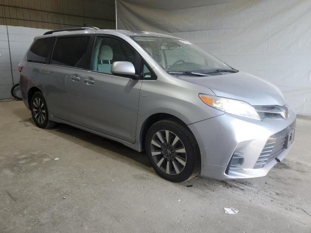 Photo 4 from auction – 2018 TOYOTA SIENNA LE with VIN 5TDJZ3DC6JS191857