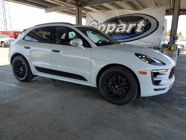 Photo 4 from auction – 2017 PORSCHE MACAN GTS with VIN WP1AG2A51HLB52402