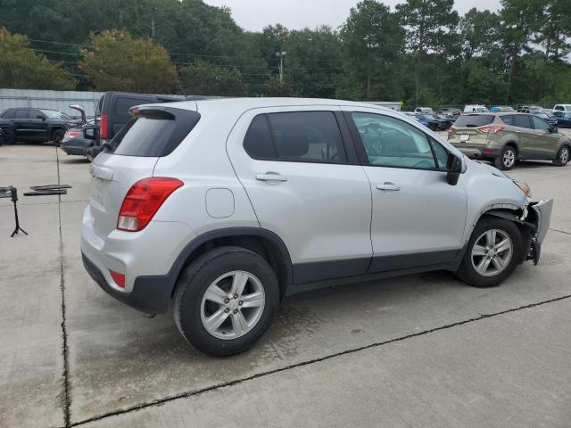Photo 3 from auction – 2020 CHEVROLET TRAX LS with VIN KL7CJKSB9LB017275