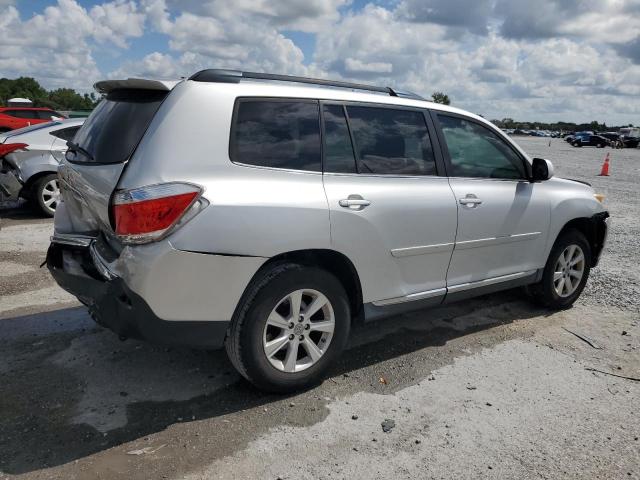 Photo 3 from auction – 2011 TOYOTA HIGHLANDER with VIN 5TDZA3EH8BS016189