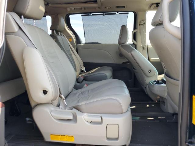 Photo 11 from auction – 2011 TOYOTA SIENNA XLE with VIN 5TDYK3DC3BS041547