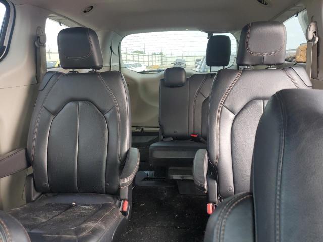 Photo 10 from auction – 2018 CHRYSLER PACIFICA T with VIN 2C4RC1BG0JR269380