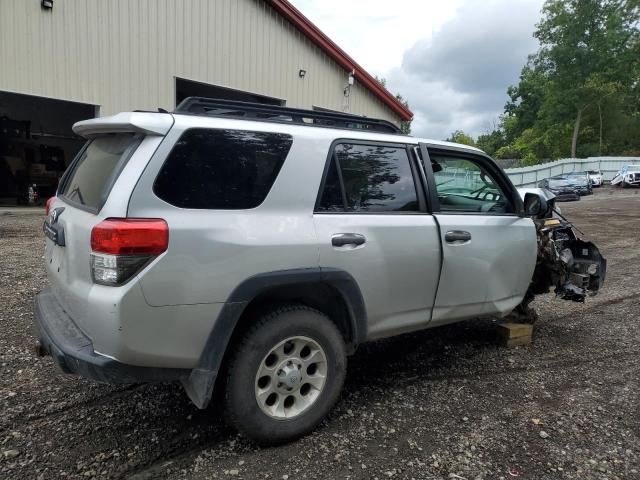 Photo 3 from auction – 2010 TOYOTA 4RUNNER SR with VIN JTEBU5JR5A5003046