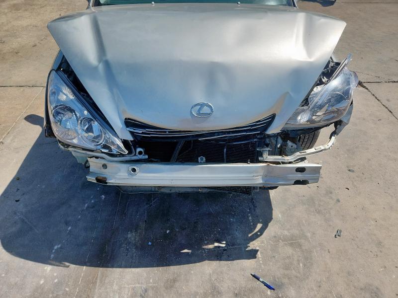 Photo 11 from auction – 2004 LEXUS ES 330 with VIN JTHBA30G545000720