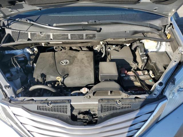 Photo 12 from auction – 2017 TOYOTA SIENNA XLE with VIN 5TDYZ3DC0HS898168
