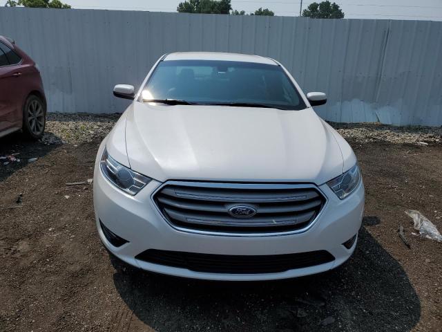 Photo 5 from auction – 2017 FORD TAURUS SEL with VIN 1FAHP2E86HG105241