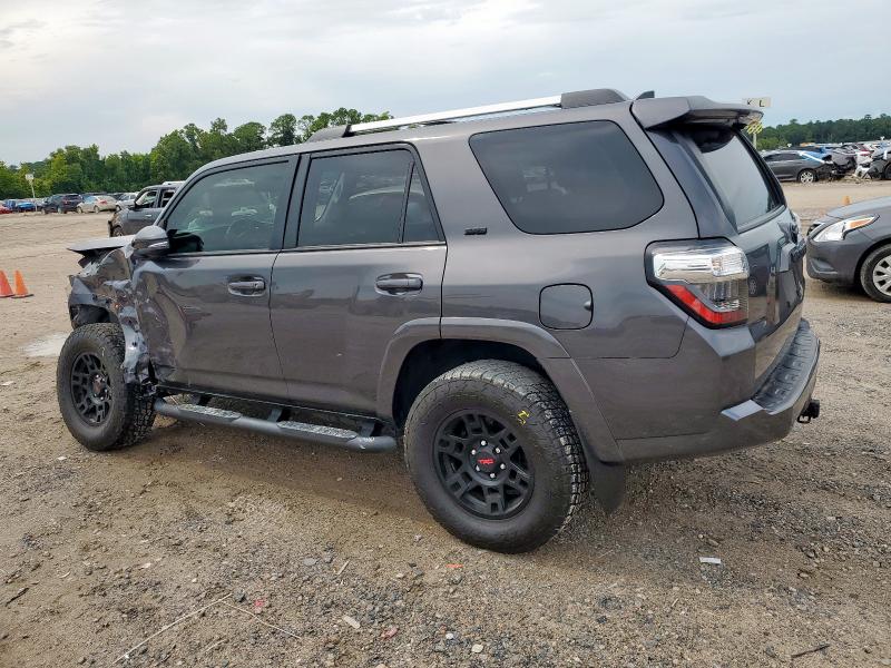 Photo 2 from auction – 2023 TOYOTA 4RUNNER SR with VIN JTEFU5JR5P5296067