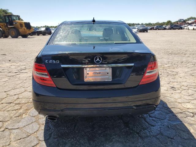 Photo 6 from auction – 2014 MERCEDES-BENZ C with VIN WDDGF4HB3EA933053