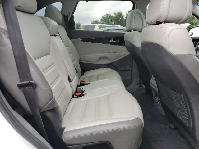 Photo 11 from auction – 2016 KIA SORENTO SX with VIN 5XYPKDA51GG084232